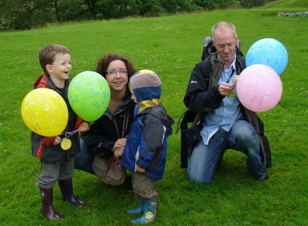 /images/2010/July/BALLOONS.JPG